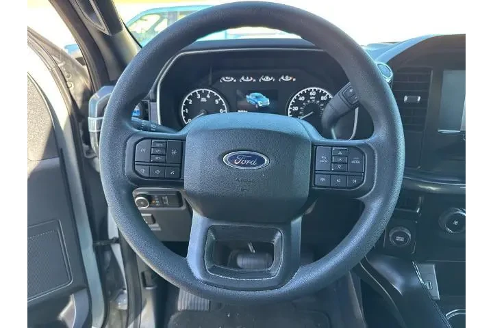 $35747 : Ford F-150 2023 4x2 XL 4dr S image 9