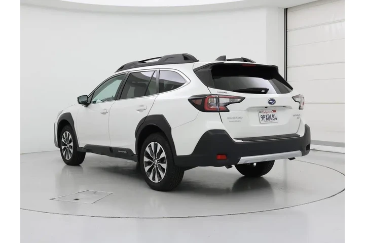 $31998 : Subaru Outback 2024 AWD Limi image 2