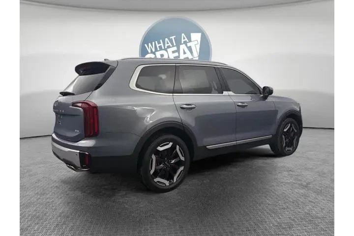 $34599 : Kia Telluride 2024 AWD S 4dr image 3