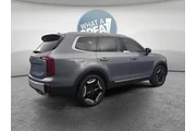 $34599 : Kia Telluride 2024 AWD S 4dr thumbnail