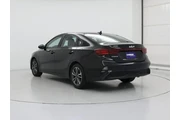 $17998 : Kia Forte 2023 LXS 4dr Sedan thumbnail