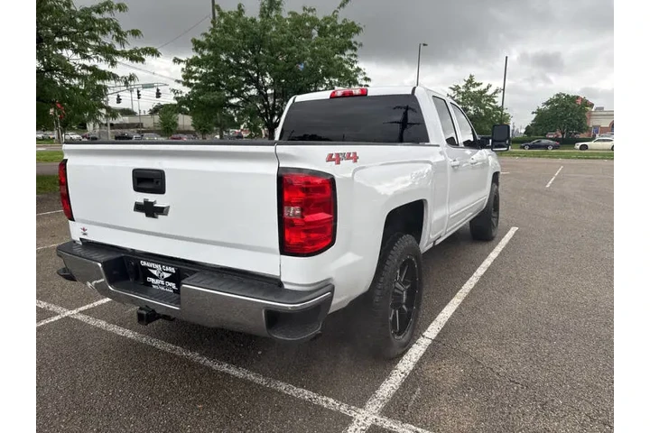 $17995 : 2019 Silverado 1500 LD LT image 6