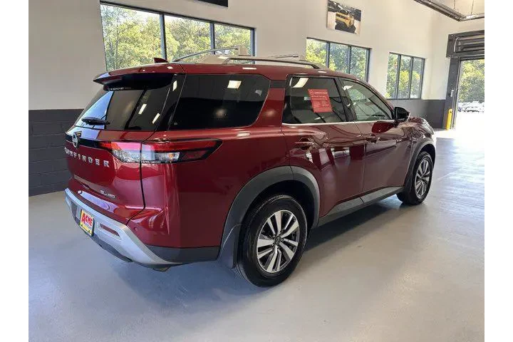 $27695 : Nissan Pathfinder 2022 AWD S image 6