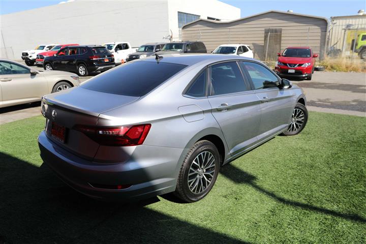 $17999 : 2021 VOLKSWAGEN JETTA SE image 5