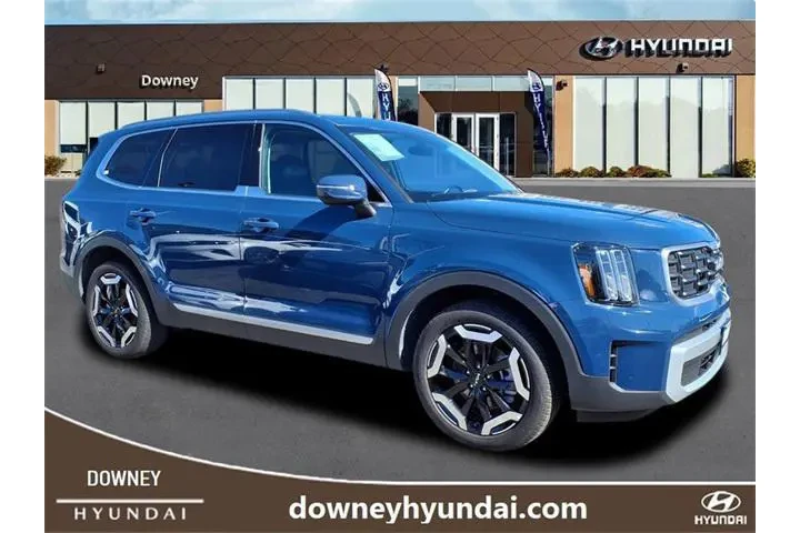 $34268 : Kia Telluride 2025 AWD S 4dr image 3
