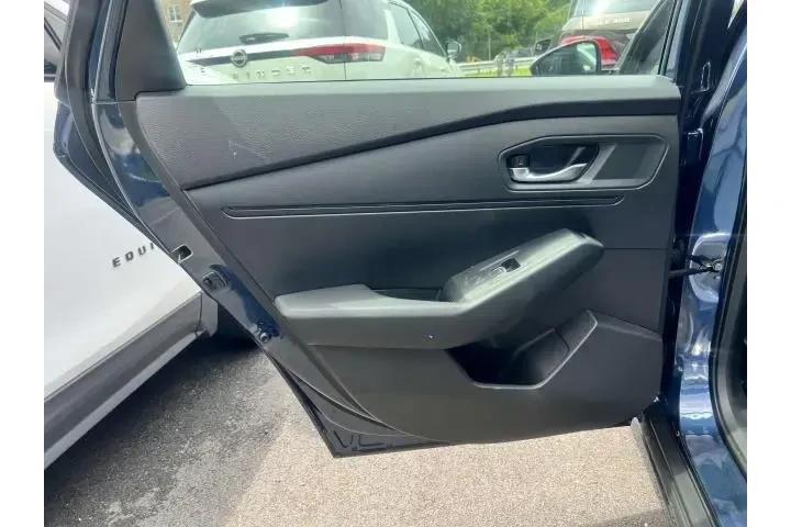 $24985 : Honda Accord 2024 EX 4dr Sed image 8