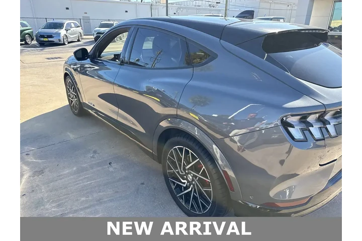 $32991 : Ford Mustang Mach-E 2023 AWD image 3