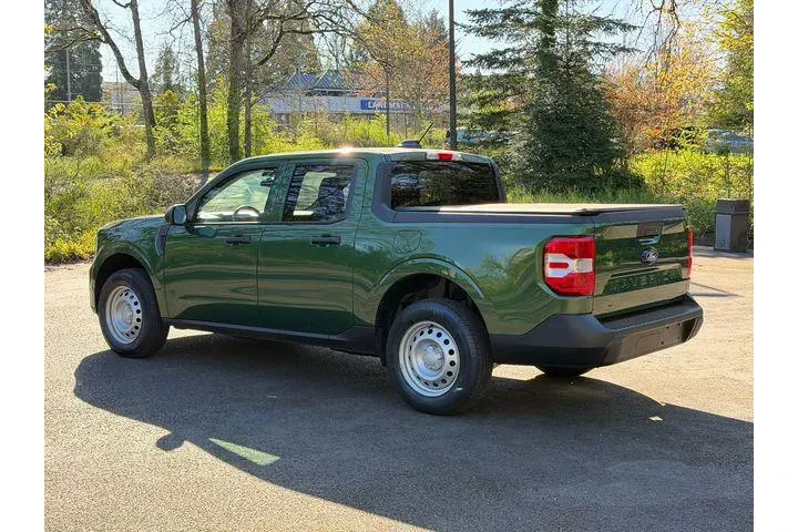 $30995 : Ford Maverick 2025 AWD XL 4d image 5