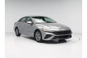 Hyundai ELANTRA 2024 SEL 4dr en Charlotte