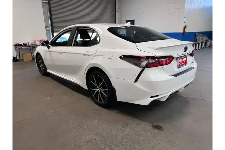 $23320 : Toyota Camry 2022 SE 4dr Sed image 5