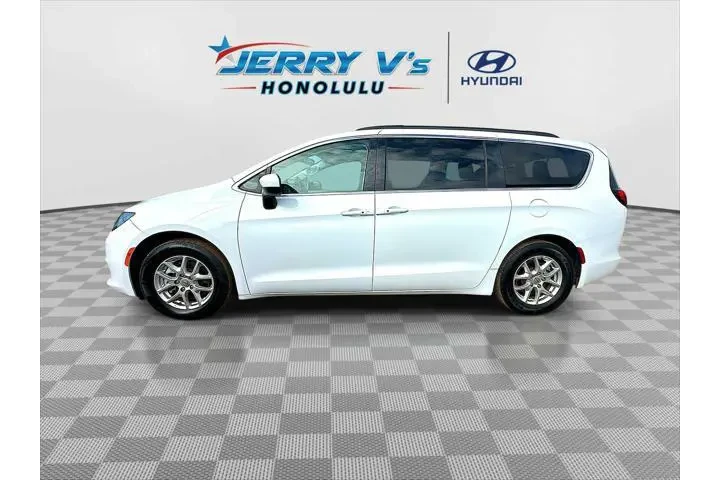 $23995 : Chrysler Voyager 2021 LXi 4d image 5