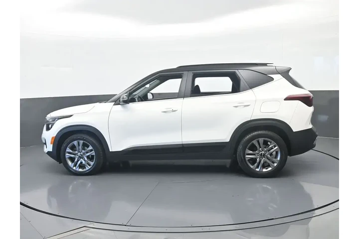 $16711 : Kia Seltos 2023 S 4dr SUV image 3