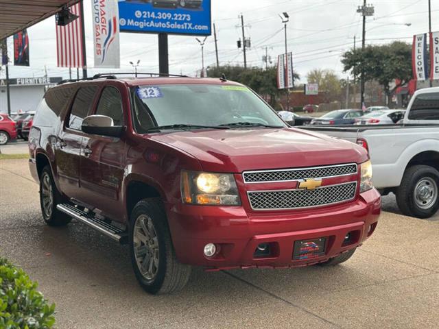 $13999 : 2012 Suburban LT image 3