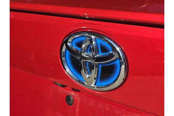 $35404 : Toyota RAV4 Prime 2023 AWD S image 10