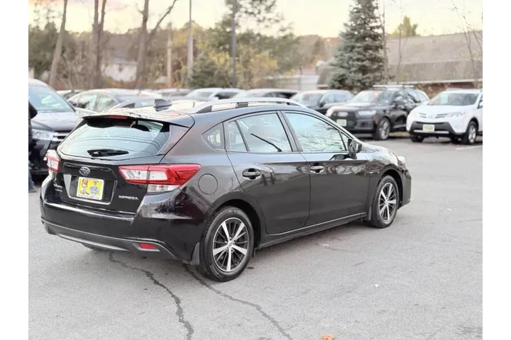 $10500 : 2019 Impreza Premium image 7