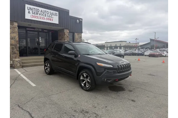 $7450 : 2014 Cherokee Trailhawk image 3