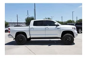 $38491 : Toyota Tundra 2021 4x4 Plati thumbnail