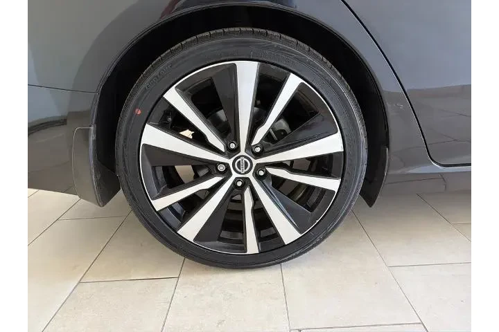 $24481 : Nissan Altima 2022 2.0 SR 4d image 7