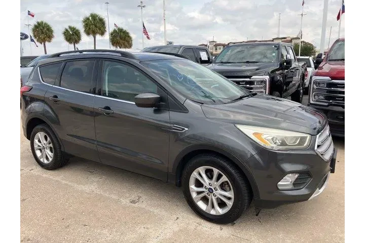 $17491 : Ford Escape 2019 SEL 4dr SUV image 3