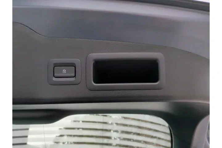 $19499 : Mazda Mazda3 Hatchback 2023 image 7