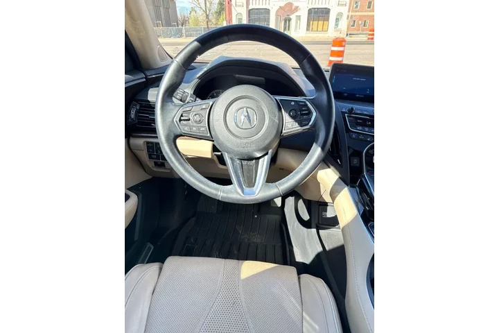 $18995 : 2019 RDX Advance Package image 8