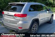 Used 2018 Grand Cherokee Limi thumbnail