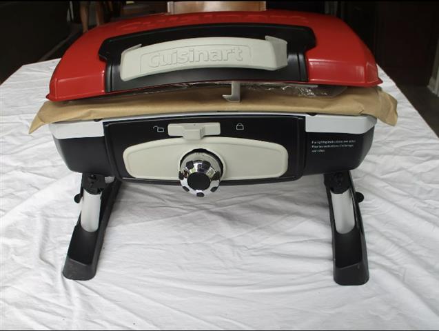 $350 : My Outdoor Gas Grill For Sale image 2