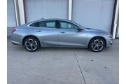$18550 : Chevrolet Malibu 2024 LT 4dr thumbnail