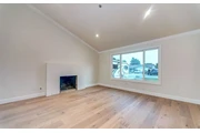 $2550 : 3 Bedroom in Koreatown, LA thumbnail