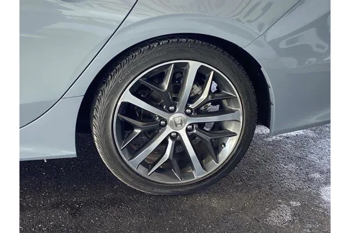 $21370 : Honda Civic 2024 Touring 4dr image 10