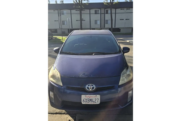 $3800 : Toyota Prius 2010 image 3