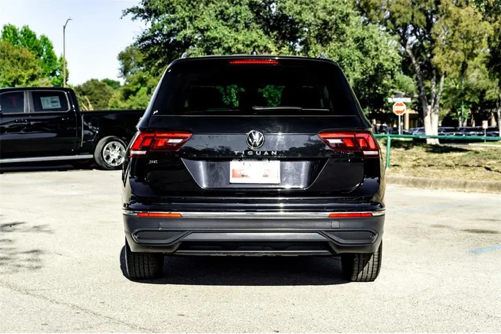 $22496 : Volkswagen Tiguan 2024 SE 4d image 6