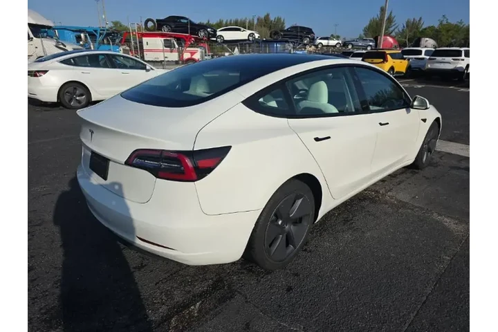$22990 : Tesla Model 3 2023 4dr Sedan image 4