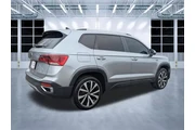 $16995 : Volkswagen Taos 2022 SE 4dr thumbnail