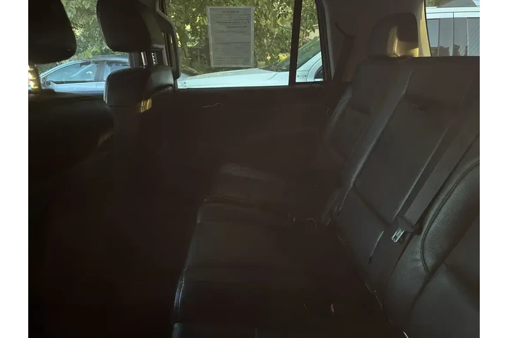 $18798 : GMC Yukon 2015 4x2 SLE 4dr S image 9