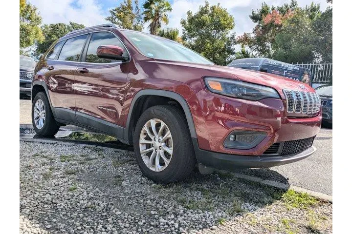$14988 : Jeep Cherokee 2019 4x4 Latit image 2