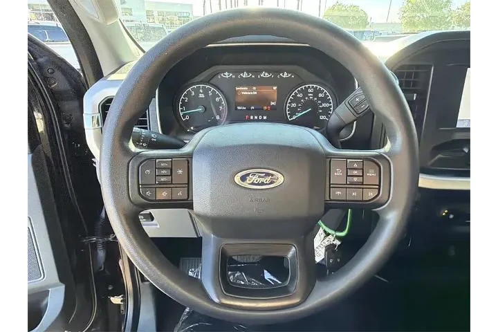 $27300 : Ford F-150 2021 4x2 XL 2dr R image 9