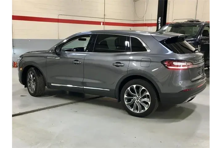 $38988 : Lincoln Nautilus 2023 AWD Re image 2