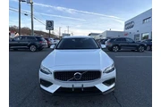 $36899 : Volvo V60 Cross Country 2024 thumbnail