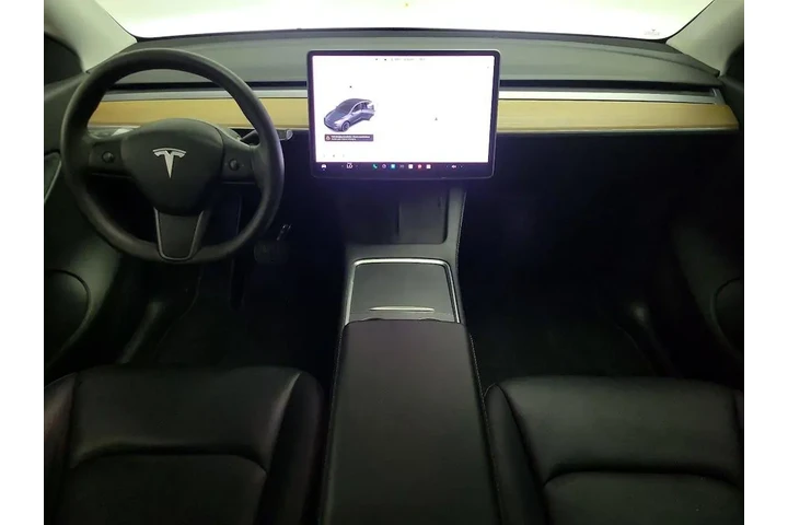$27998 : Tesla Model Y 2021 AWD Long image 9