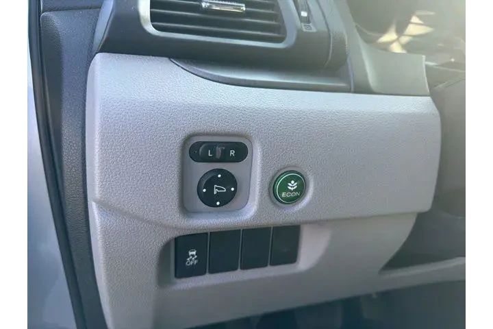 $19992 : Honda Pilot 2018 AWD EX-L 4d image 7