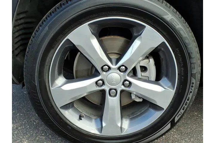 $23400 : Jeep Grand Cherokee L 2021 4 image 9