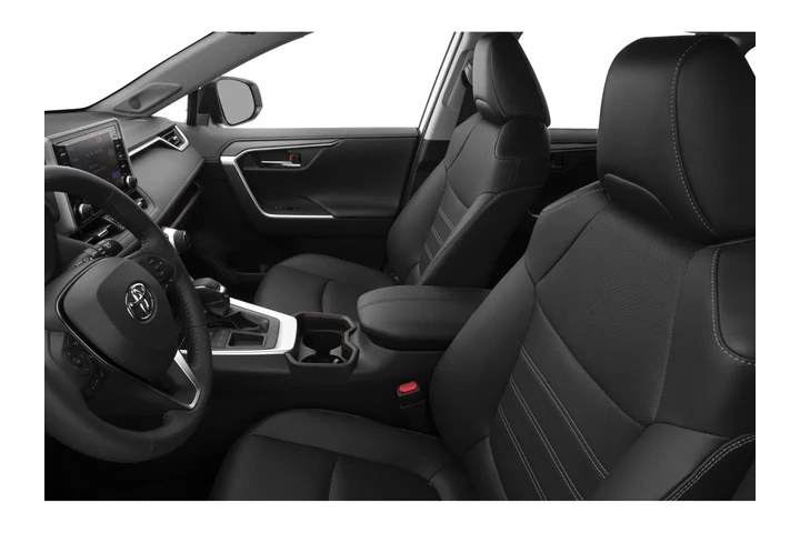 $25000 : Silver Certified 2019 RAV4 Li image 6