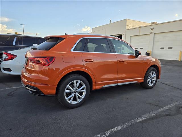 $27984 : Pre-Owned 2022 Q3 S line Prem image 2