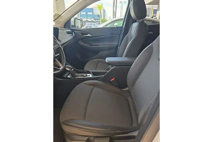 $19750 : Buick Encore GX 2025 Preferr image 5