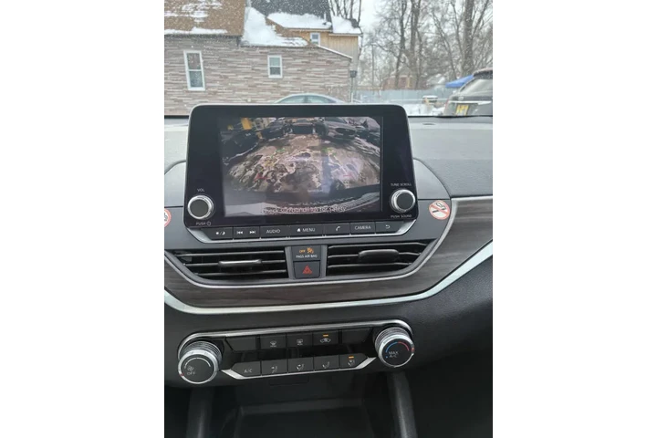 $20995 : 2024 Altima 2.5 SV image 10