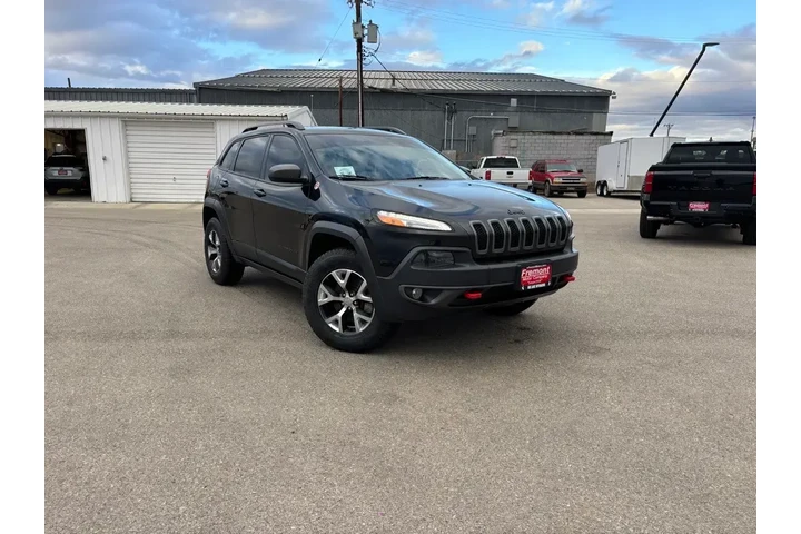 $14799 : Jeep Cherokee 2016 4x4 Trail image 2