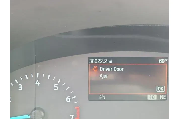 $19000 : Ford Escape 2022 SE 4dr SUV image 6