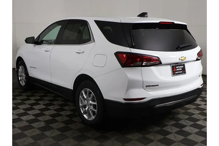 $21993 : Chevrolet Equinox 2024 LT 4d image 8