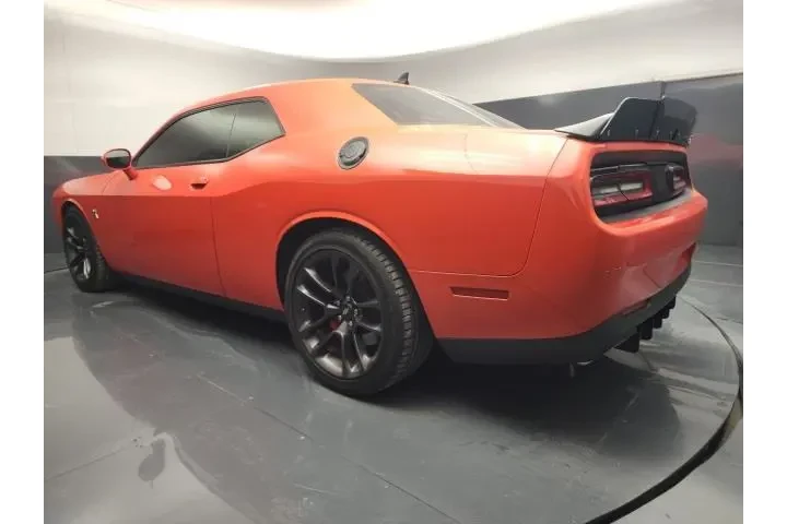 $35379 : Dodge Challenger 2022 R/T Sc image 6